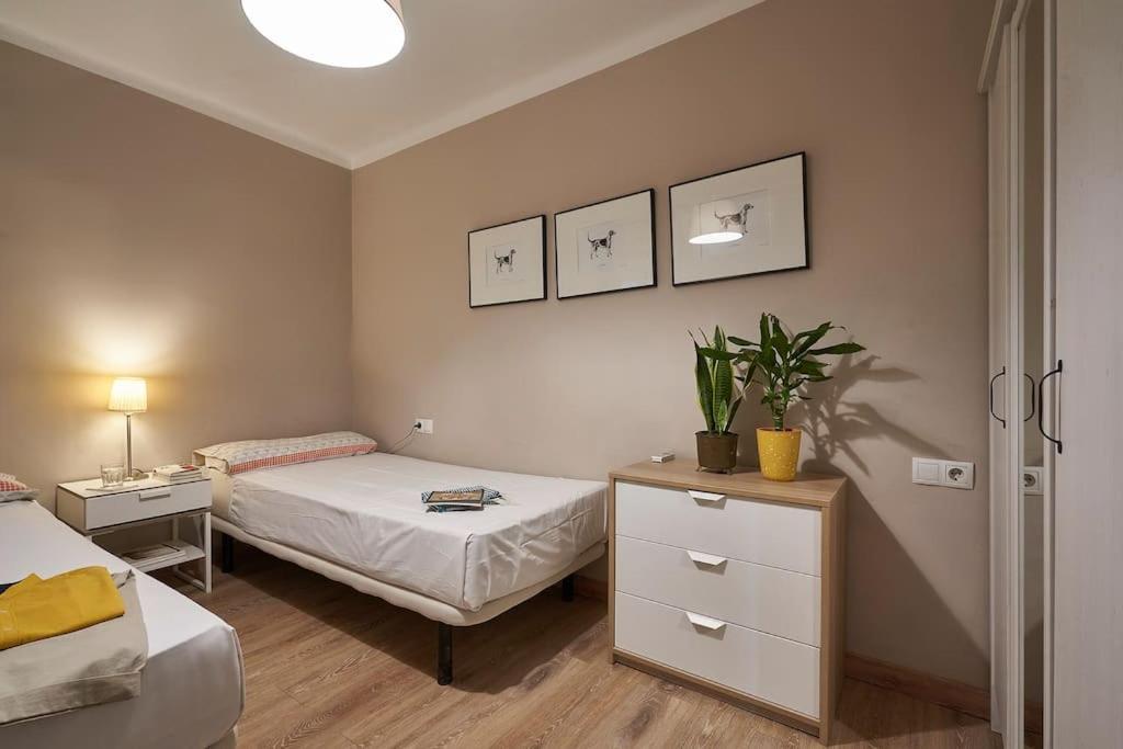 Bebarceloner Sant Andreu Apartments - 3 Bedrooms מראה חיצוני תמונה
